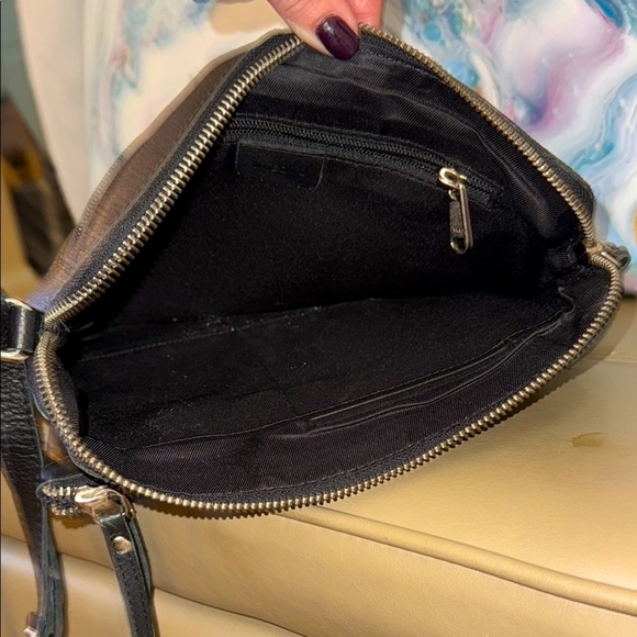 WISE OWL Black Leather Crossbody Bag - Picture 8 of 8